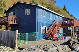 10 S Beach Dr, Hat Island, WA 98206 - Photo 24