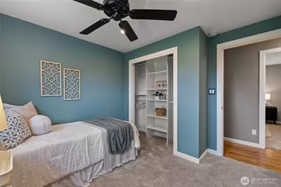12010 Waller Road E, Tacoma, WA 98446 - Photo 18