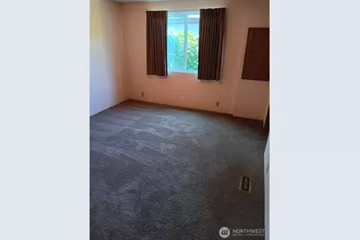 707 37th Street SE #17, Auburn, WA 98002 - Photo 8