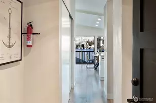 3012 Fuhrman Ave E, Seattle, WA 98102 - Photo 4