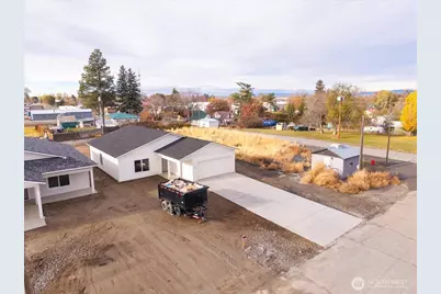 36 Simpson Street, Mansfield, WA 98830 - Photo 2