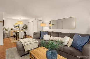 215 9th St, Kirkland, WA 98033 - Photo 8