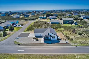 400 Malibu St SW, Ocean Shores, WA 98569 - Photo 32