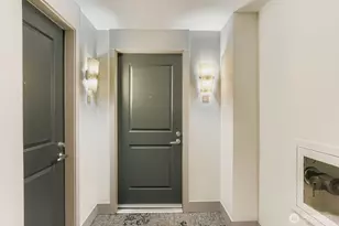 2607 Western Ave, Seattle, WA 98121 - Photo 4