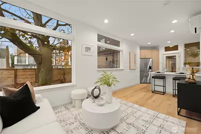 7005 9th Avenue NE, Seattle, WA 98115 - Photo 8