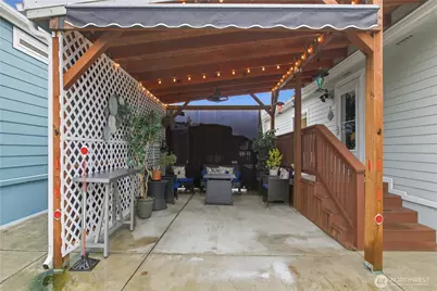 15271 Oak Drive, Renton, WA 98058 - Photo 24