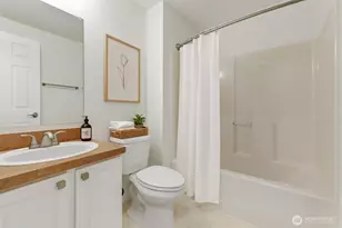 132 NE 95th St, Seattle, WA 98115 - Photo 20