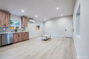 12531 25th Ave NE, Seattle, WA 98125 - Photo 6