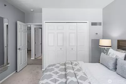 177 107th Avenue NE #1702, Bellevue, WA 98004 - Photo 22