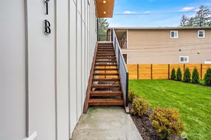 12531 25th Ave NE, Seattle, WA 98125 - Photo 32