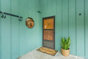 1301 S 3rd Ave, Sequim, WA 98382 - Photo 2