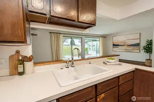 1301 S 3rd Ave, Sequim, WA 98382 - Photo 12