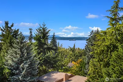 1071 4th Avenue S #302, Edmonds, WA 98020 - Photo 6