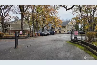 8113 Custer Rd. SW #E-5, Lakewood, WA 98499 - Photo 22