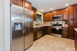 1135 Hillandale Dr E, Port Orchard, WA 98366 - Photo 10