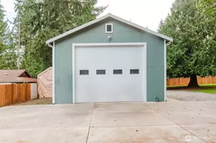 1135 Hillandale Dr E, Port Orchard, WA 98366 - Photo 32