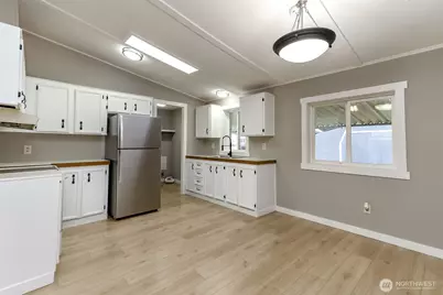 31108 3rd Avenue #114, Black Diamond, WA 98010 - Photo 14