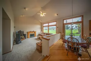 15301 147th Ave E, Orting, WA 98360 - Photo 28