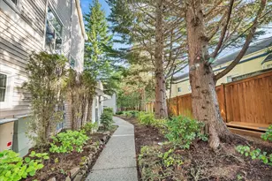 2070 132nd Ave SE, Bellevue, WA 98005 - Photo 34