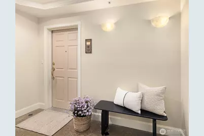 4535 Providence Point Place SE #103, Issaquah, WA 98029 - Photo 4