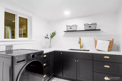 1014 4th Avenue N, Seattle, WA 98109 - Photo 34