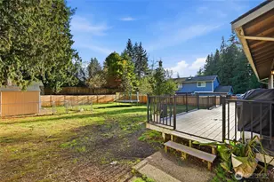 2943 SE Camano Dr, Camano Island, WA 98282 - Photo 28