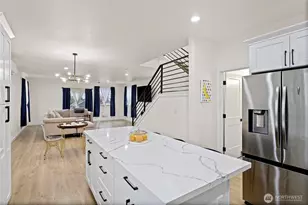 10615 2nd Pl SW, Seattle, WA 98146 - Photo 2