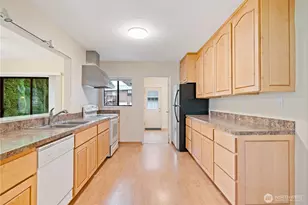 1531 Nichols Blvd, Longview, WA 98632 - Photo 10