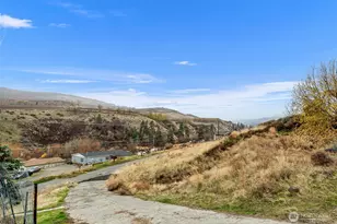 3570 Pinnacle Pl, Wenatchee, WA 98801 - Photo 30