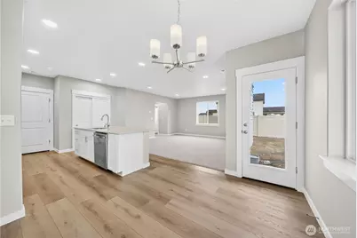 1203 Hickory Road, Moses Lake, WA 98837 - Photo 4