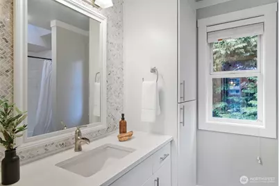 21505 84th Avenue W, Edmonds, WA 98026 - Photo 16