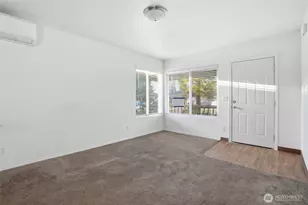 344 Douglas St, Longview, WA 98632 - Photo 8