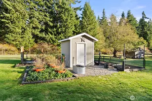 12742 118th Ave SE, Rainier, WA 98576 - Photo 38