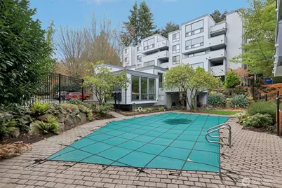 3700 26th Place W #203, Seattle, WA 98199 - Photo 36