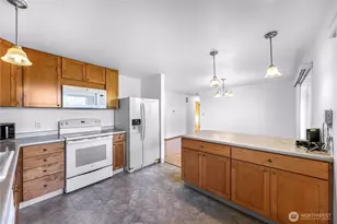 1922 22nd St, Anacortes, WA 98221 - Photo 10