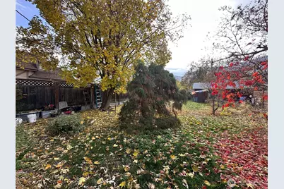 426 E Wapato Avenue, Chelan, WA 98816 - Photo 4