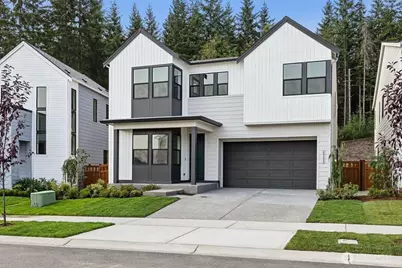 20402 154th Street E #4, Bonney Lake, WA 98391 - Photo 2