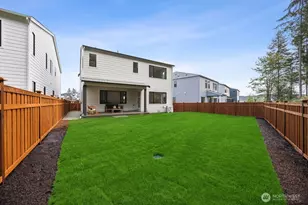 20402 154th St E, Bonney Lake, WA 98391 - Photo 4