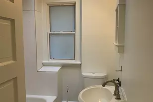2611 3rd Ave W, Seattle, WA 98119 - Photo 8