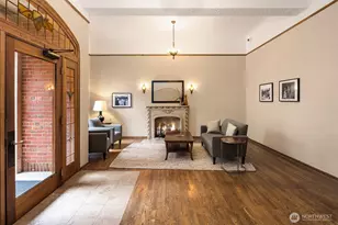 124 Warren Ave N, Seattle, WA 98109 - Photo 18