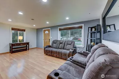 3533 SE 6th St, Renton, WA 98058 - Photo 4