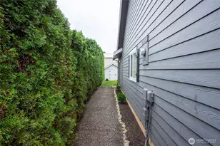 805 Cedar Dr, Lynden, WA 98264 - Photo 32