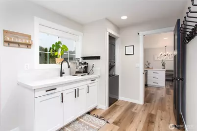 805 Cedar Drive, Lynden, WA 98264 - Photo 12