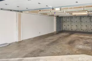 130 105th Ave SE, Bellevue, WA 98004 - Photo 24