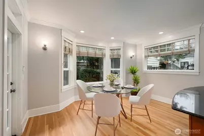 6215 22nd Avenue NE, Seattle, WA 98115 - Photo 12