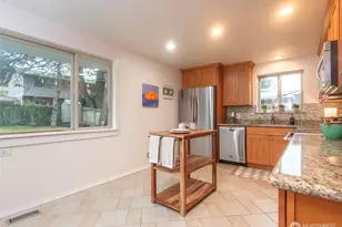 5514 NE 195th St, Kenmore, WA 98028 - Photo 6