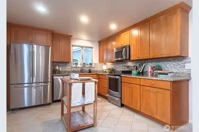 5514 NE 195th Street, Kenmore, WA 98028 - Photo 1