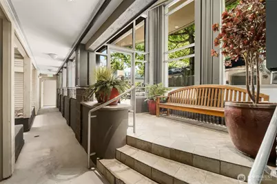 1504 Aurora Avenue N #101, Seattle, WA 98109 - Photo 20