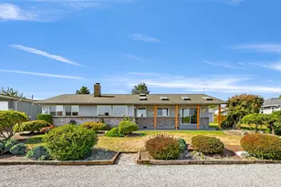 8059 Comox Rd, Blaine, WA 98230 - Photo 2