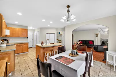 3627 180 Street E, Tacoma, WA 98446 - Photo 10